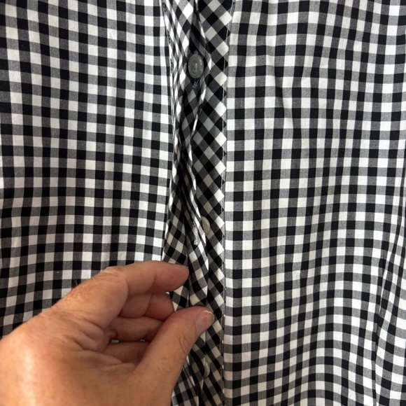 Investments Gold Label Taylor style Black and White Gingham Button Down Shirt - Picture 2 of 9